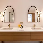 Отель Genesis Hotel&spa 5*